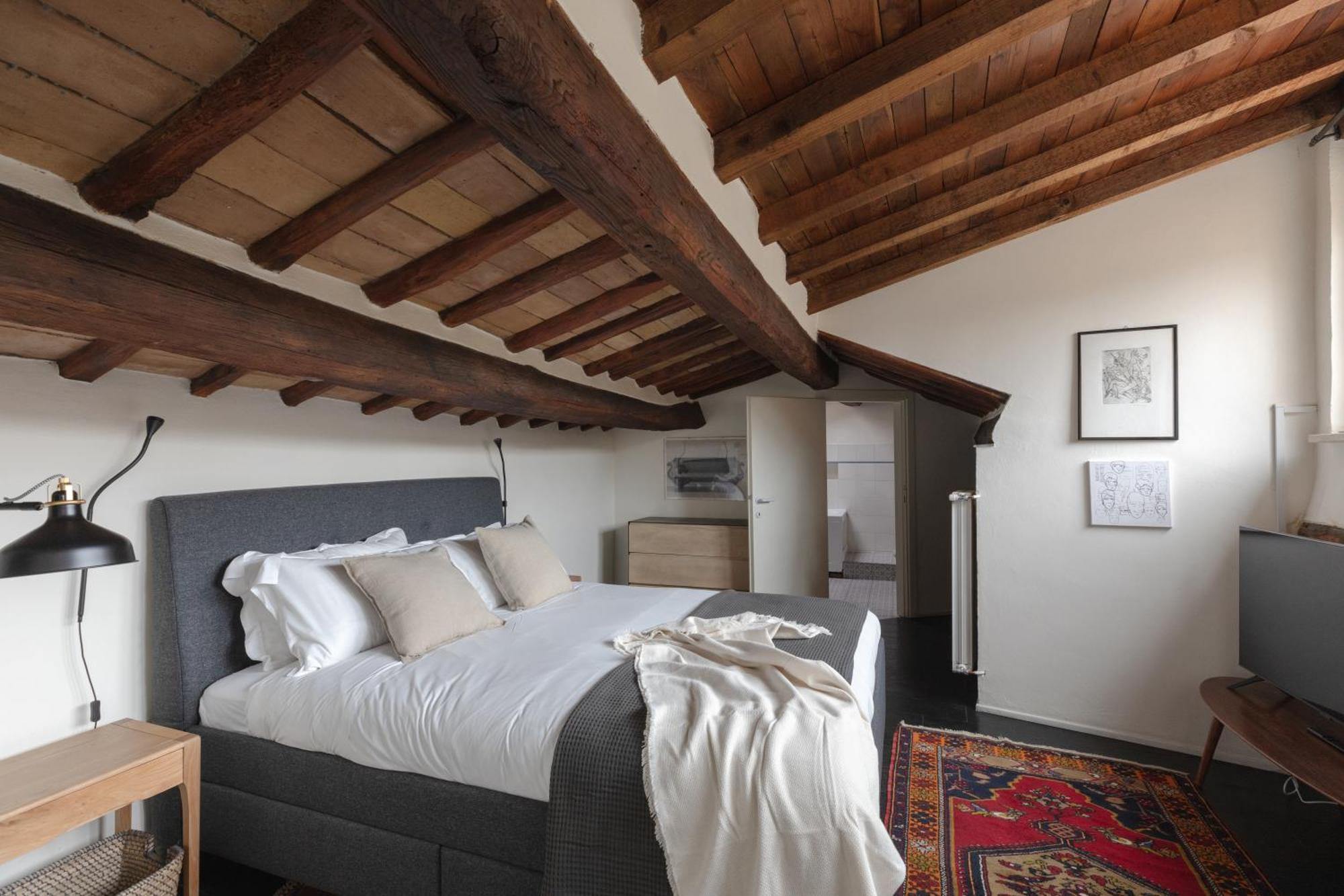 Classic And Chic In Trastevere Appartement Rome