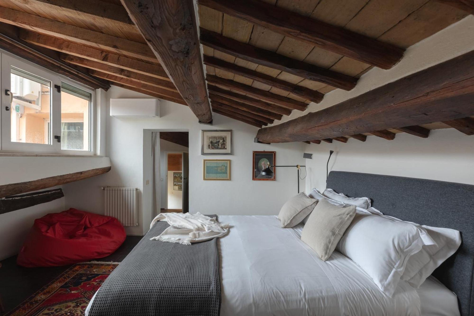 Appartement Classic And Chic In Trastevere Rome